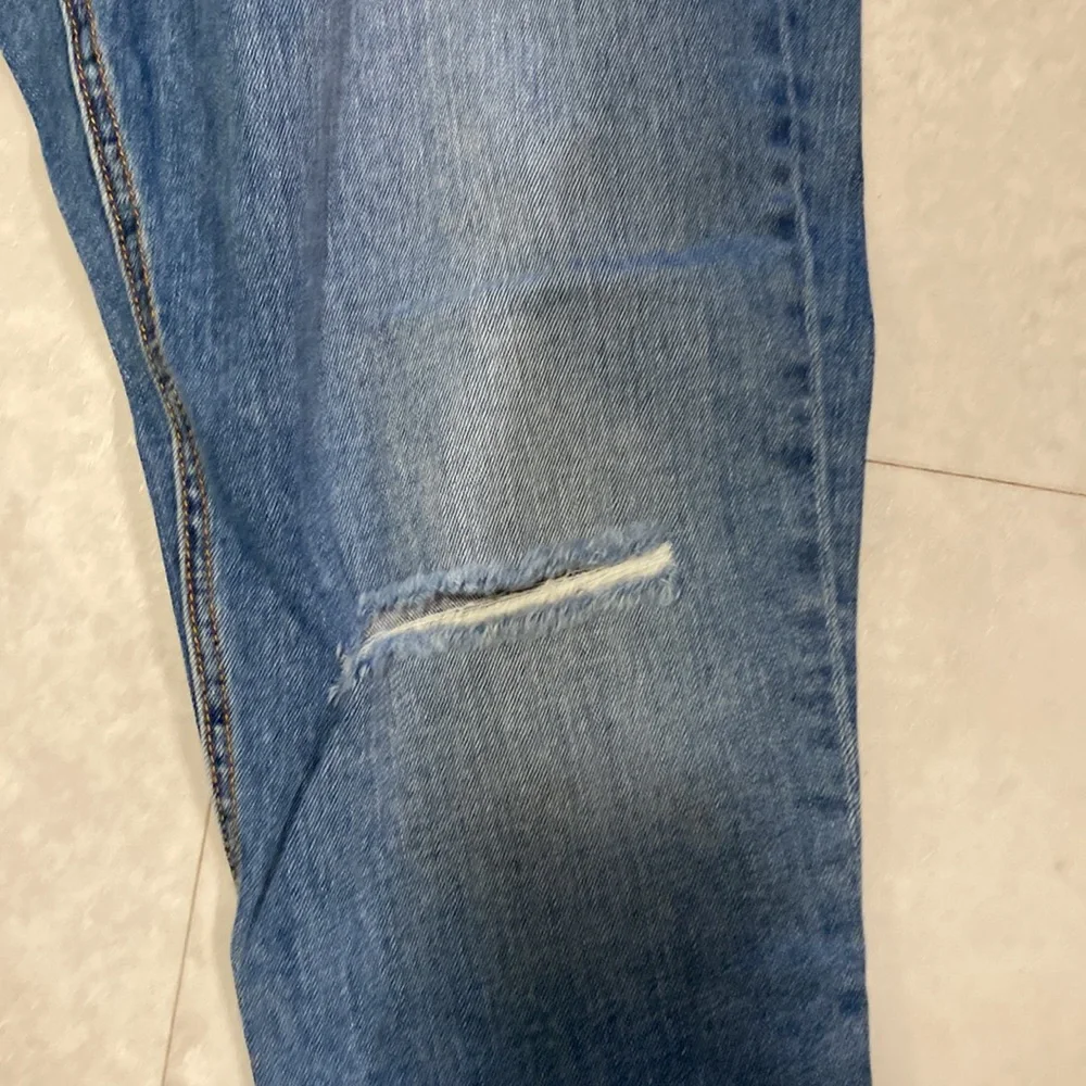 Rag and Bone Dre Low-Rise Slim Boyfriend Jeans - Picture 8 of 13